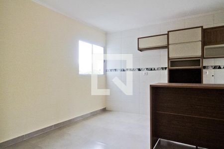 Sala de apartamento para alugar com 2 quartos, 65m² em Vila Mangalot, São Paulo