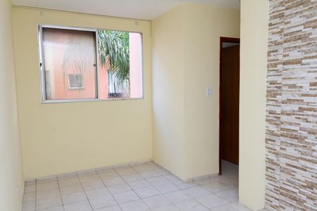 Sala de apartamento para alugar com 2 quartos, 48m² em Paciência, Rio de Janeiro