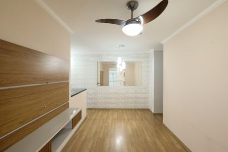 Sala de apartamento à venda com 2 quartos, 65m² em Usina Piratininga, São Paulo