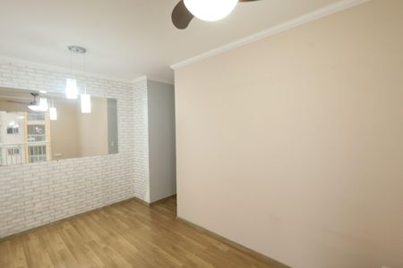 Sala de apartamento à venda com 2 quartos, 65m² em Usina Piratininga, São Paulo