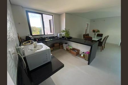 Apartamento para alugar com 4 quartos, 135m² em Liberdade, Belo Horizonte