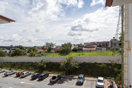 Sala - Vista de apartamento para alugar com 2 quartos, 43m² em Parque Conquista Veredas, Contagem