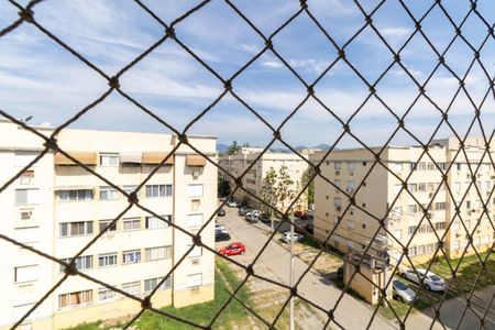 Vista do Quarto 1 de apartamento para alugar com 2 quartos, 52m² em Inhoaíba, Rio de Janeiro