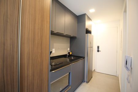 Cozinha de kitnet/studio para alugar com 1 quarto, 29m² em Itaim Bibi, São Paulo