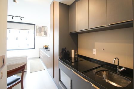 Cozinha de kitnet/studio para alugar com 1 quarto, 29m² em Itaim Bibi, São Paulo