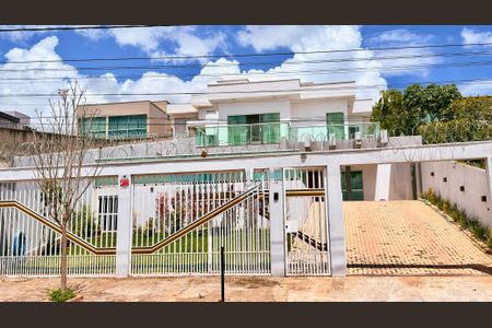 Casa à venda com 4 quartos, 400m² em Flamboyant, Lagoa Santa