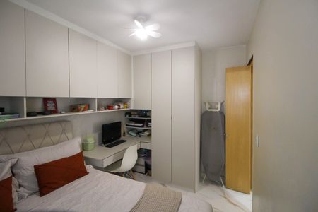 Quarto 1 de apartamento à venda com 2 quartos, 44m² em Jardim Dona Sinha, São Paulo