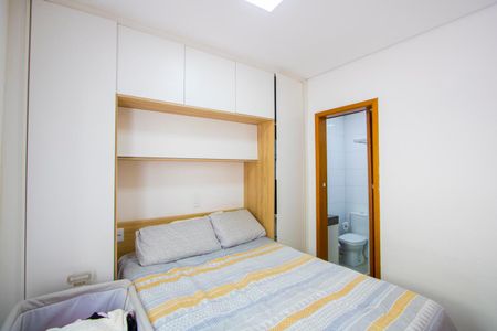 Quarto 1 - Suíte de apartamento à venda com 2 quartos, 59m² em Jardim Las Vegas, Santo André
