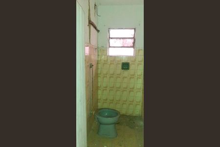 Banheiro de casa para alugar com 1 quarto, 25m² em Novo Osasco, Osasco