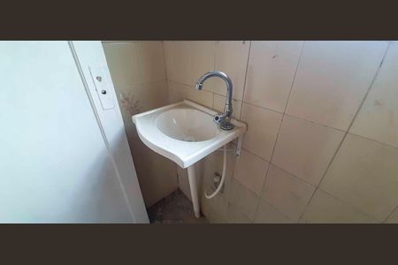 Casa para alugar com 1 quarto, 25m² em Novo Osasco, Osasco