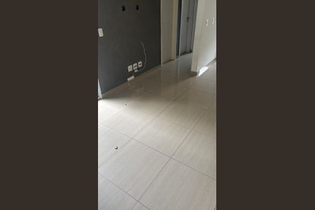 Sala de apartamento para alugar com 2 quartos, 60m² em Lajeado, Cotia