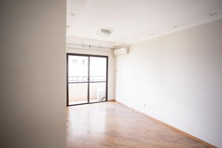 SALA de apartamento para alugar com 3 quartos, 80m² em Chora Menino, São Paulo