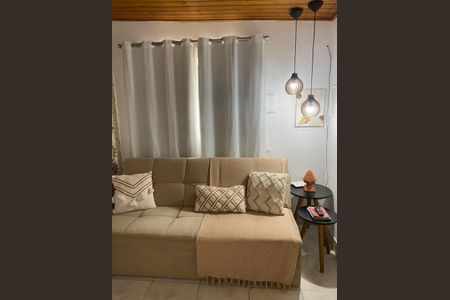 Sala de apartamento para alugar com 2 quartos, 50m² em Jacutinga, Mesquita