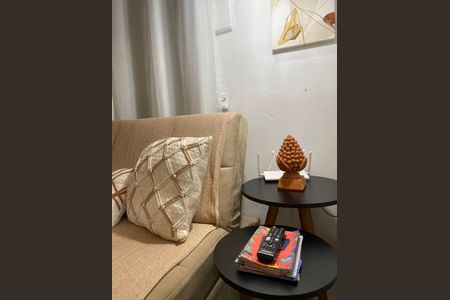 Sala de apartamento para alugar com 2 quartos, 50m² em Jacutinga, Mesquita