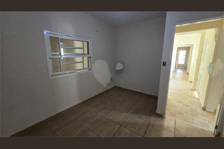 Casa à venda com 2 quartos, 150m² em Vila Santa Virginia, São Paulo