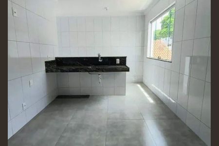 Casa para alugar com 2 quartos, 80m² em Vila Belem, Contagem
