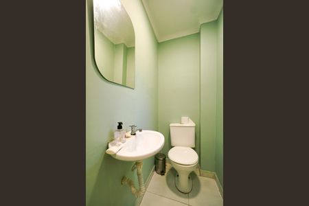 Lavabo de casa de condomínio à venda com 2 quartos, 70m² em Vila Esperança, São Paulo