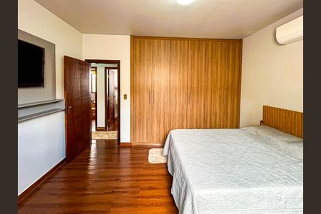 Casa à venda com 3 quartos, 181m² em Santa Amelia, Belo Horizonte