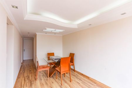 Sala de apartamento à venda com 2 quartos, 56m² em Taboão, Diadema