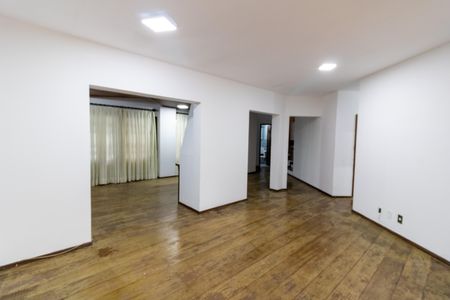 Sala de casa para alugar com 3 quartos, 278m² em Vila Assunção, Porto Alegre