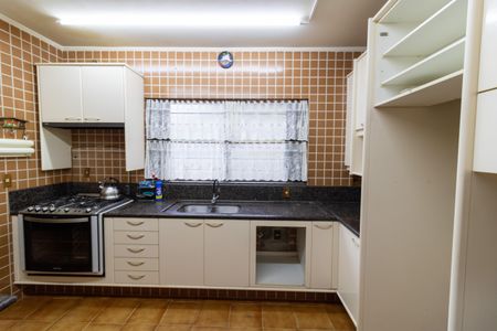 Cozinha de casa para alugar com 3 quartos, 278m² em Vila Assunção, Porto Alegre