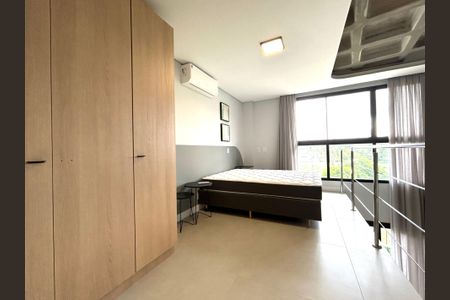 Suíte de apartamento para alugar com 1 quarto, 77m² em Lagoa da Conceição, Florianópolis