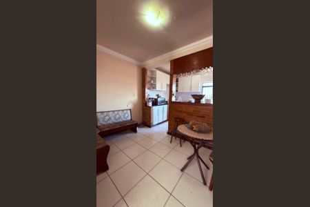 Casa à venda com 5 quartos, 260m² em Santa Maria, Belo Horizonte