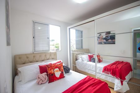 Quarto 2 de apartamento à venda com 2 quartos, 45m² em Parque Maracana, Contagem