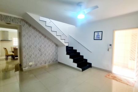 Sala de casa para alugar com 3 quartos, 237m² em Jardim Santa Maria, Guarulhos