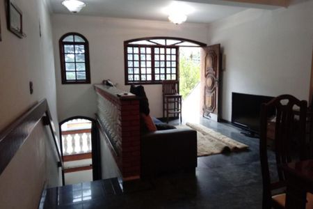 Casa à venda com 2 quartos, 327m² em Parque Novo Mundo, São Paulo