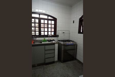 Casa à venda com 2 quartos, 327m² em Parque Novo Mundo, São Paulo