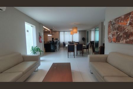 Apartamento à venda com 3 quartos, 193m² em Itaipu, Niterói