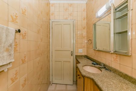 Banheiro Social de casa para alugar com 3 quartos, 167m² em Vila Brasilio Machado, São Paulo