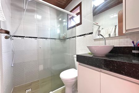 Banheiro de casa para alugar com 2 quartos, 70m² em Campeche, Florianópolis