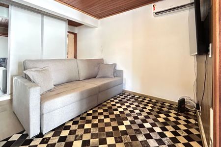 Sala de casa para alugar com 2 quartos, 70m² em Campeche, Florianópolis