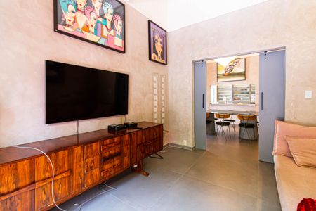 Sala de casa para alugar com 4 quartos, 280m² em Pompeia, São Paulo