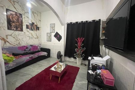 Sala de casa para alugar com 6 quartos, 180m² em Santo Antonio, Duque de Caxias