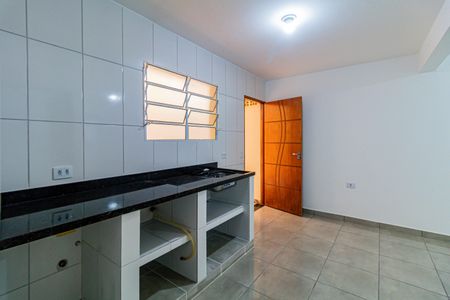 Cozinha de casa para alugar com 1 quarto, 40m² em Jardim das Esmeraldas, São Paulo