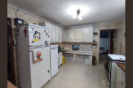 Casa à venda com 4 quartos, 250m² em Jardim Itapemirim, São Paulo