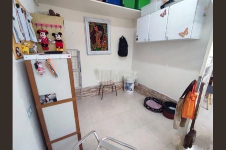 Casa à venda com 4 quartos, 250m² em Jardim Itapemirim, São Paulo