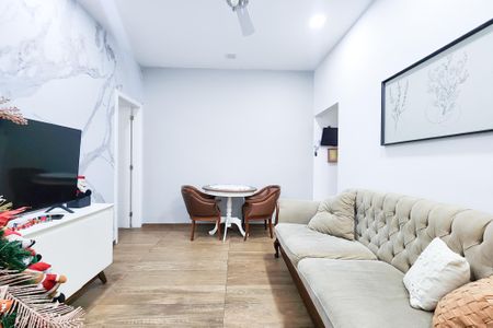 Sala de casa à venda com 5 quartos, 141m² em Botafogo, Rio de Janeiro