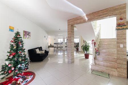 Sala de casa para alugar com 4 quartos, 451m² em Vila Curuçá Velha, São Paulo