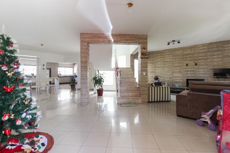 Sala de casa para alugar com 4 quartos, 451m² em Vila Curuçá Velha, São Paulo