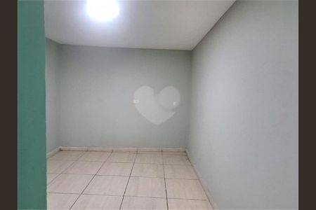 Casa à venda com 3 quartos, 242m² em Vila Bancaria, São Paulo