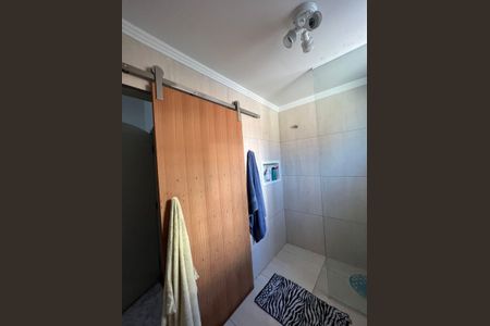 Banheiro de casa para alugar com 3 quartos, 90m² em Alcantara, São Gonçalo