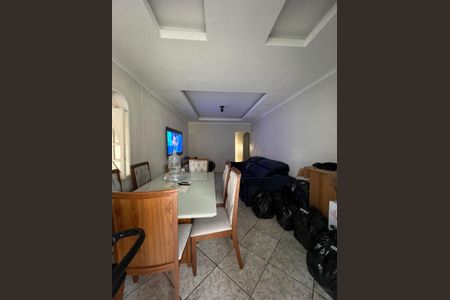 Sala de casa para alugar com 3 quartos, 90m² em Alcantara, São Gonçalo