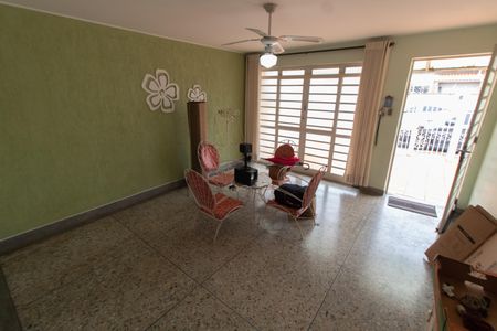 SALA DE ESTAR de casa para alugar com 3 quartos, 300m² em Taquaral, Campinas