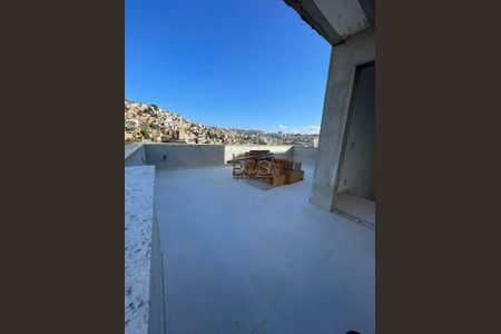 Apartamento à venda com 3 quartos, 131m² em Santo Antônio, Belo Horizonte