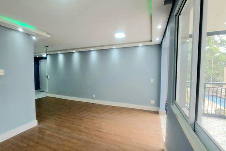 Sala de apartamento para alugar com 2 quartos, 75m² em Picanço, Guarulhos