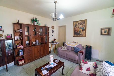 Sala de casa à venda com 2 quartos, 35m² em Jardim Itacolomi, São Paulo